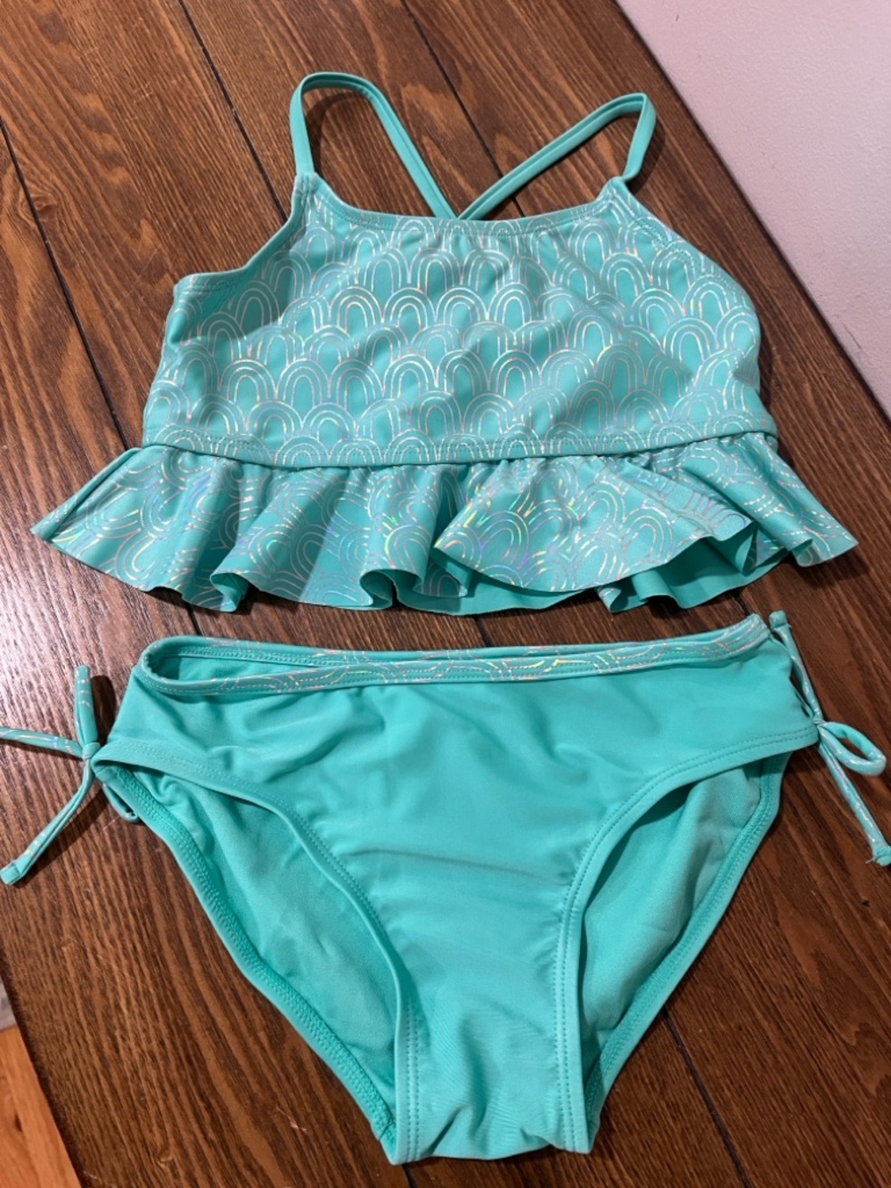 🔗 CAT & JACK Girls Aqua Green Two-Piece Swim Set. Size 7/8